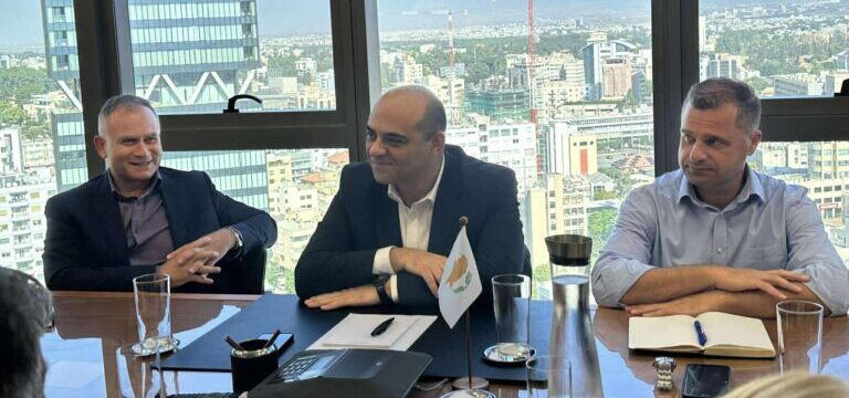 panagiotoy-ypoyrgos-ergasias-ata-syntexnies-e1758209605243-768×433