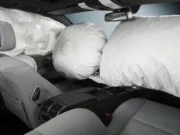 takata_airbag_700x525_1-thumb