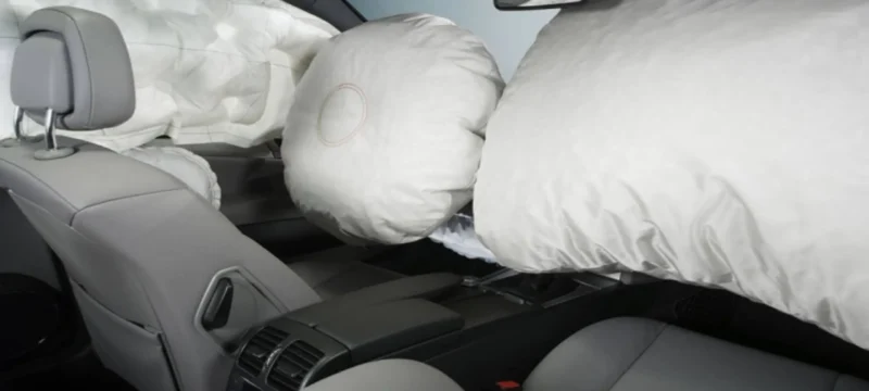 takata_airbag_700x525_1-thumb