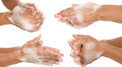 viruscomgr-_washing_hands_soap