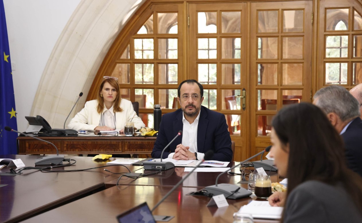 Η ώρα της κρίσης: Αυτά τα Υπουργεία φαίνεται να βρίσκονται στο κάδρο του ανασχηματισμού