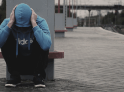 ΕΠΙΨΥ-Χρήση-παράνομων-ουσιών-στους-έφηβους-μαθητές-στην-Ελλάδα