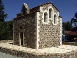 0BBEDADE-FAF2-432C-9FAC-8D58578215D9_1_201_a