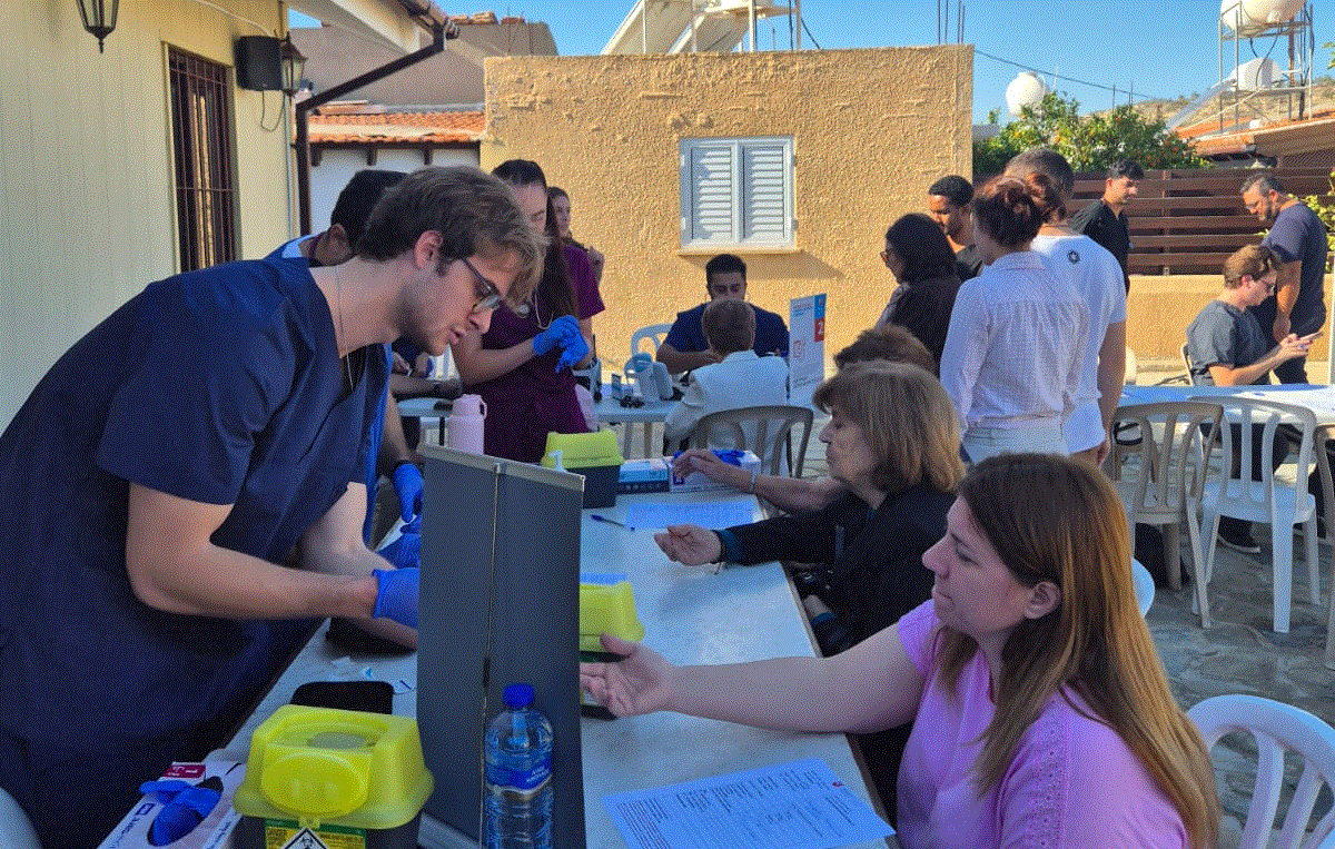 Με μεγάλη επιτυχία ολοκληρώθηκε η εκστρατεία δωρεάν ιατρικών εξετάσεων του Δήμου Λάρνακας (φώτο)