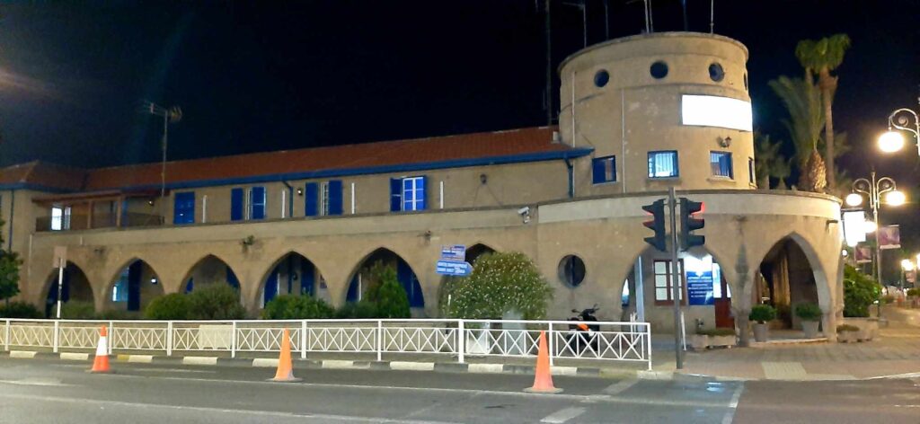 Νυχτοβάτες άρπαξαν χρυσαφικά και κοσμήματα από κοσμηματοπωλείο στη Λάρνακα