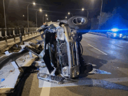 3B3C71B7-DD00-4C36-88A0-B8F3BFD410B0