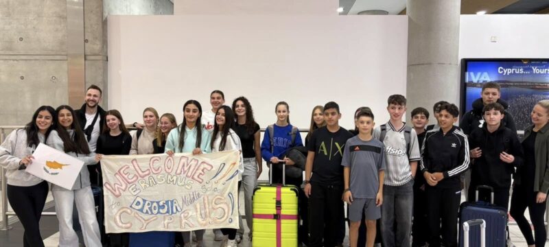 574240221_122181895184530185_2065102993074567279_n