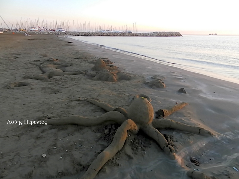 Και όμως συμβαίνουν και αυτά στις παραλίες της Λάρνακας….!!!!  (φώτο)
