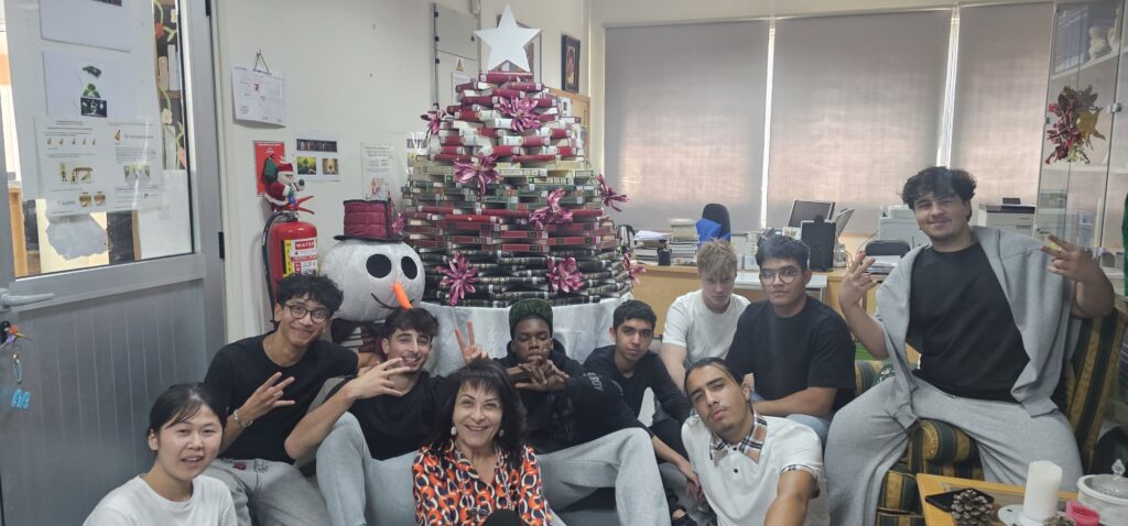 Κόκκινη η Πράσινη Οικολογική Βιβλιοθήκη του Λυκείου Αραδίππου 