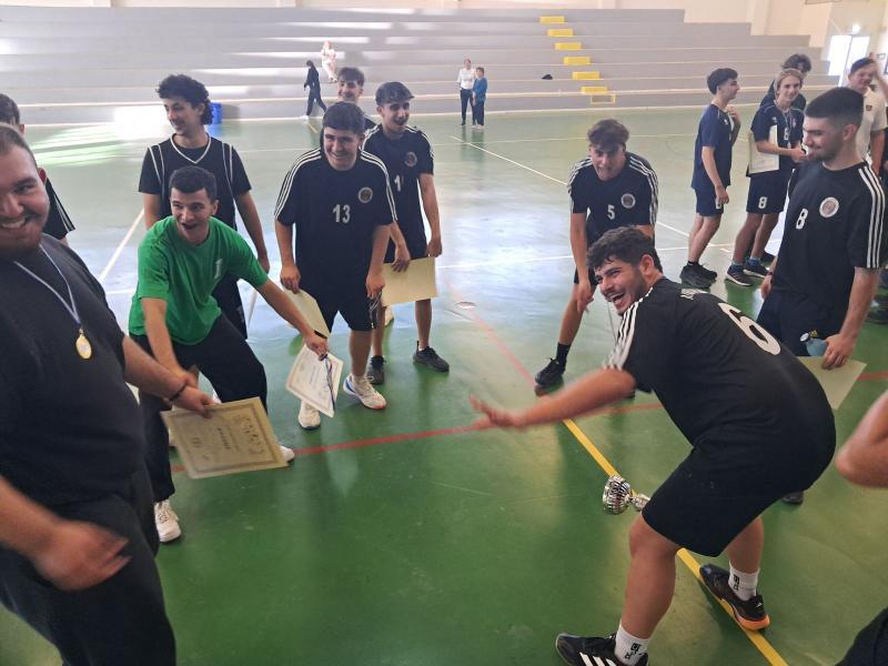 Λύκειο Αραδίππου “Τάσος Μητσόπουλος”: 1η Θέση για την Ομάδα Χειροσφαίρισης Αρρένων – Πρόκριση στους Παγκύπριους Αγώνες (φώτο)