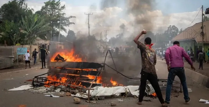 Εγκλωβισμένοι στην Τανζανία 22 Κύπριοι λόγω αναταραχών – Ανάμεσά τους μαθητές Εγκλωβισμένοι στην Τανζανία 22 Κύπριοι λόγω αναταραχών – Ανάμεσά τους μαθητές