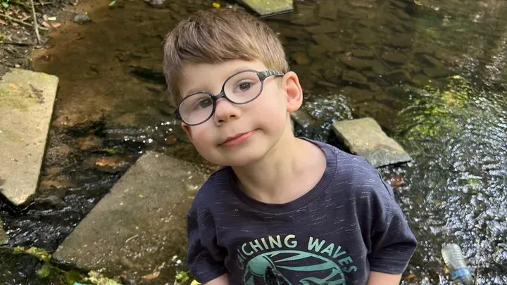 Έκκληση για βοήθεια στον μικρό Αβραάμ – Διαγνώστηκε με σπάνια ασθένεια