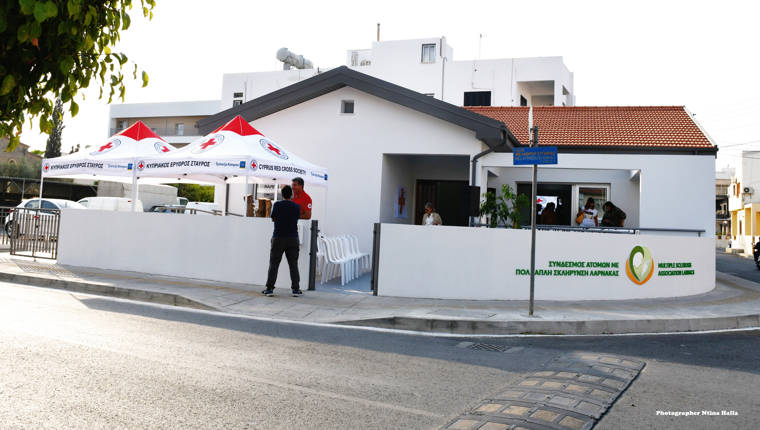 Ο Κυπριακός Ερυθρός Σταυρός εγκαινίασε το ανακαινισμένο κτίριό του στη Λάρνακα (φώτο)