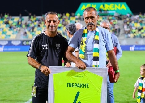 Η ποδοσφαιρική οικογένεια Πιερέττη… – Larnakaonline.com.cy