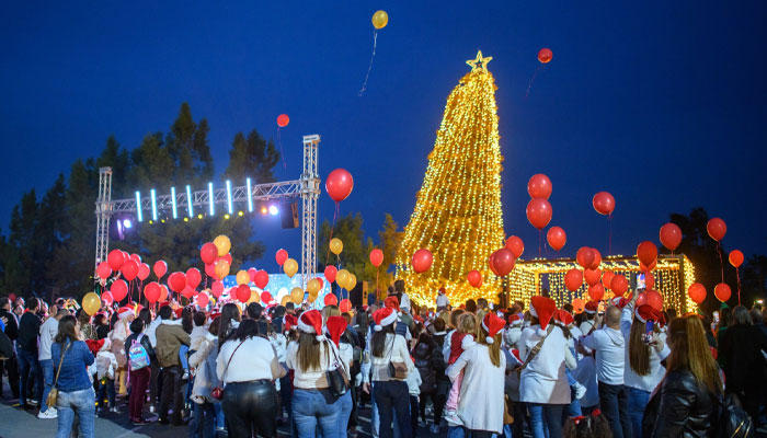 Χριστούγεννα στην Αραδίππου 2025 – Η Μαγεία Ξεκινά!