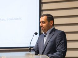 andreas-apostolou-edek