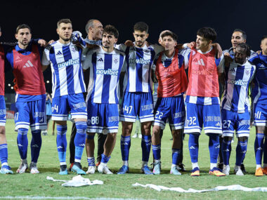 anorthosi-paiktes