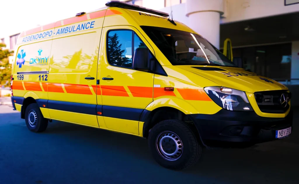 Σοβαρό τροχαίο: Δίνει μάχη 14χρονος - Ανατράπηκε το όχημα που οδηγούσε σε αγροτικό δρόμο