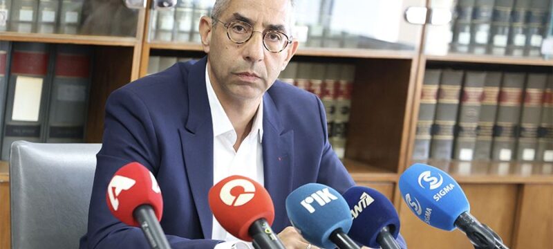 b_aggelidessinentevksi