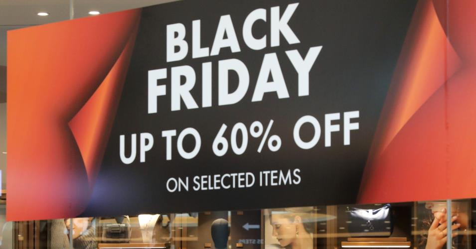 Τα δικαιώματά σου για Black Friday: Τι ισχύει με τις επιστροφές και πώς θα ψωνίσεις με ασφάλεια από το διαδίκτυο