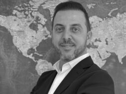 cache_1300x500_Analog_medium_443531_54761_25_11_18_084348