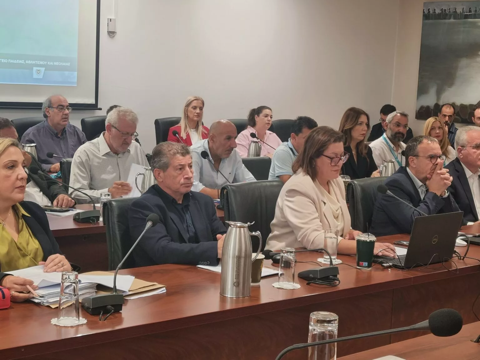 Αξιολόγηση εκπαιδευτικών: Αύριο οι αποφάσεις των οργανώσεων – Ενημέρωσε την επιτροπή Παιδείας η Αθηνά Μιχαηλίδου