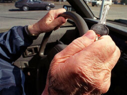 elikiomenos_odegos-1