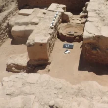 ghighighighi_0-thumb