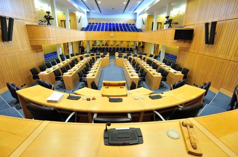 Στα συρτάρια για 7 μήνες η Πρόταση Νόμου για χημικό ευνουχισμό σε παιδοβιαστές