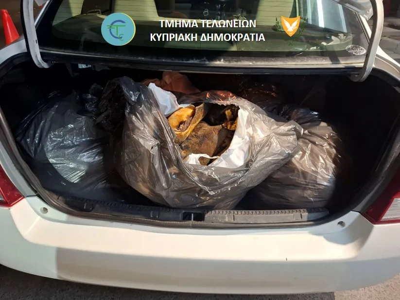 200 κιλά κρέατος και κοκάλων κατασχέθηκαν στο οδόφραγμα του Αγίου Δομετίου