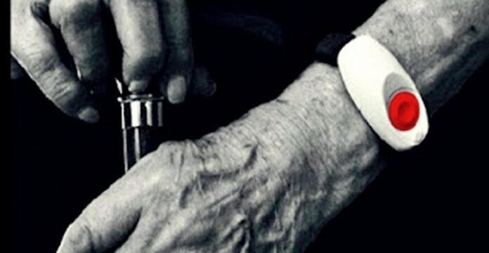 kokkinokoumpi-696×418-1