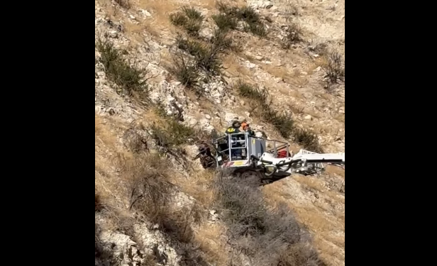 Κυνηγός έπεσε σε χαράδρα 50 μέτρων – Διακομίσθηκε στο νοσοκομείο (βίντεο)