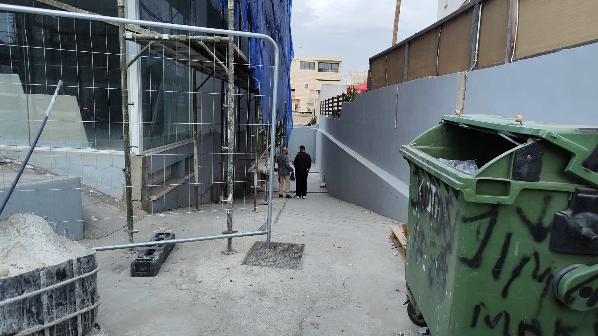 Λάρνακα: Υπό οκταήμερη κράτηση ο 32χρονος Ρουμάνος για τα μαχαιρώματα (φώτο)