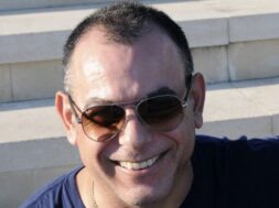 00c62af7-0504-425c-9948-e8291c570bdd