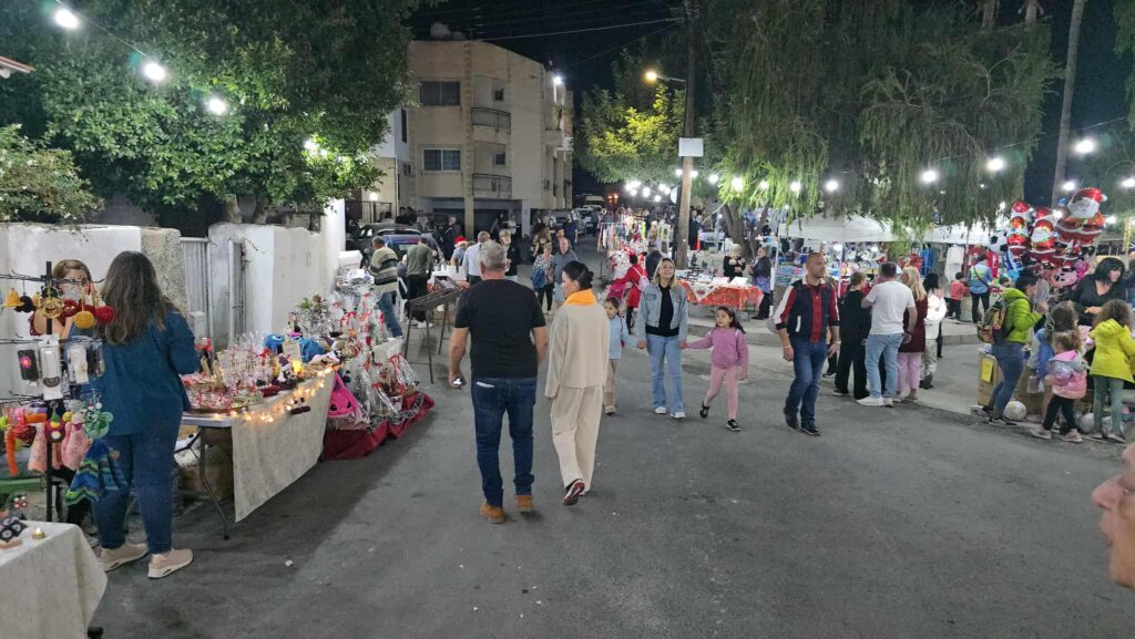 Η Βορόκληνη σε χριστουγεννιάτικους ρυθμούς (φώτο)