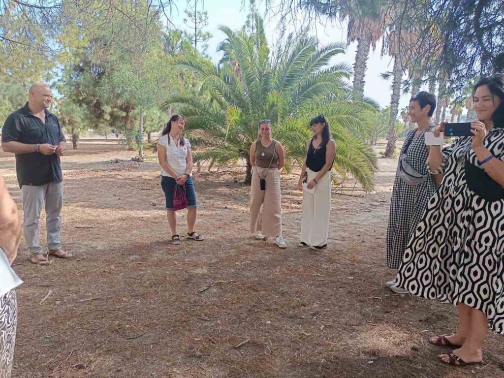 Εκπαιδευτικοί από διάφορες χώρες της ΕΕ. στο Λύκειο Αγίου Γεωργίου Λάρνακας (φώτο)