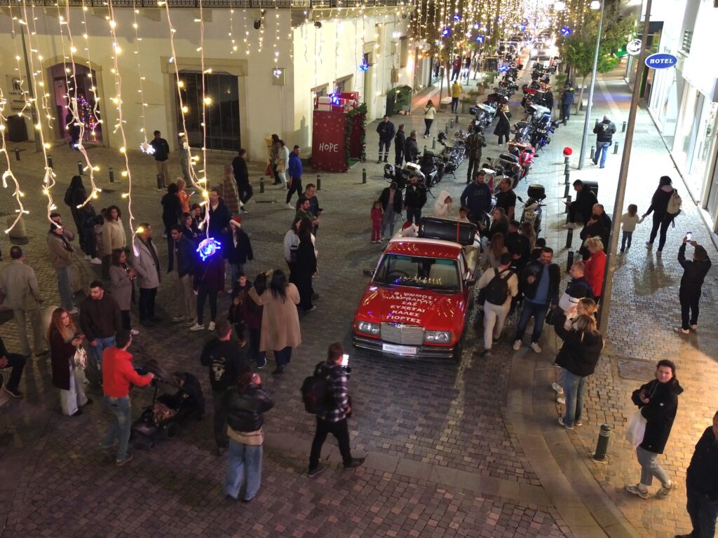 Μαγικές Χριστουγεννιάτικες Στιγμές στη Λάρνακα (φώτο)