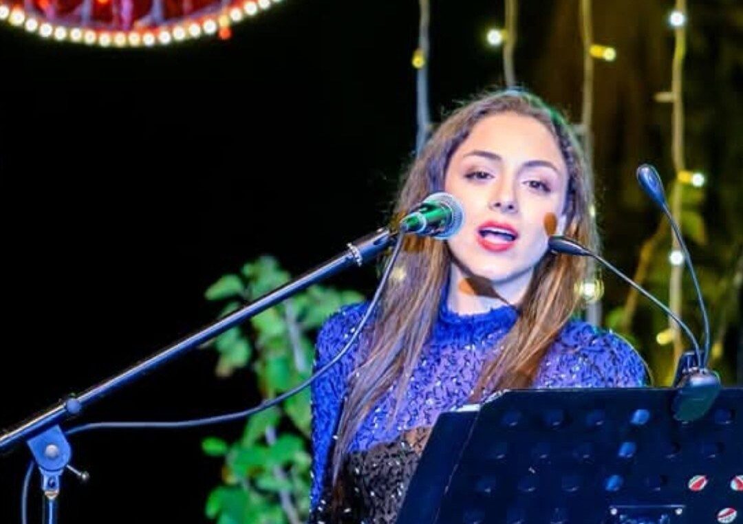 Χριστουγεννιάτικες μελωδίες στην Πλατεία Ερμού από το Ωδείο Ανδρέας Γερολέμου σήμερα το απόγευμα!