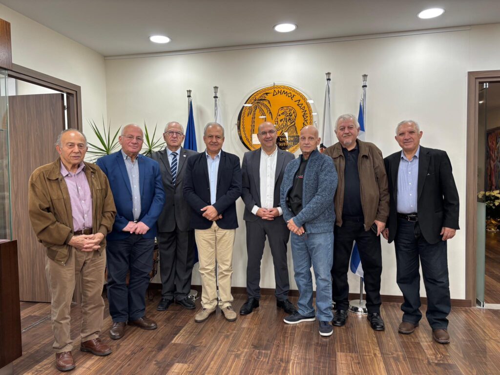 Συνάντηση Δημάρχου Λάρνακας με την Ένωση Εκτοπισμένων Κοινοτήτων Αμμοχώστου