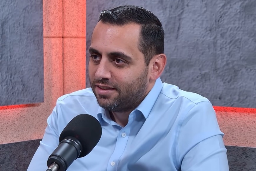 Ανδρέας Αποστόλου: Η μάχη με τον καρκίνο που έγινε δύναμη και προσφορά