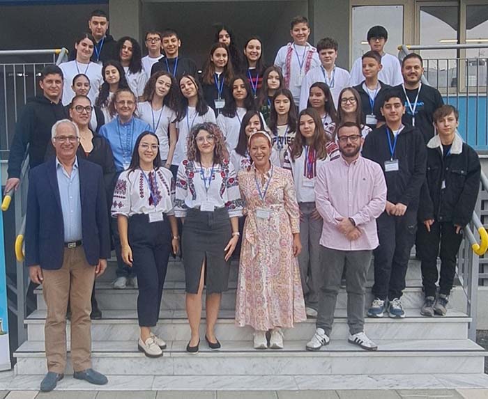 Το Ευρυβιάδειο Γυμνάσιο Λάρνακας φιλοξένησε μαθητές από τη Ρουμανία