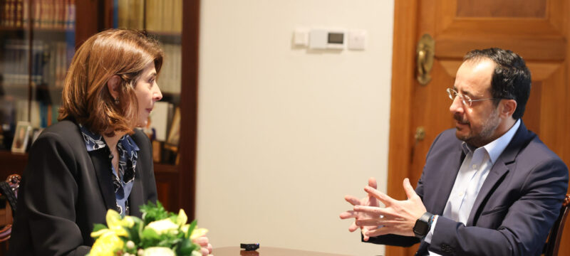 Πρόεδρος της Δημοκρατίας – Προσωπ