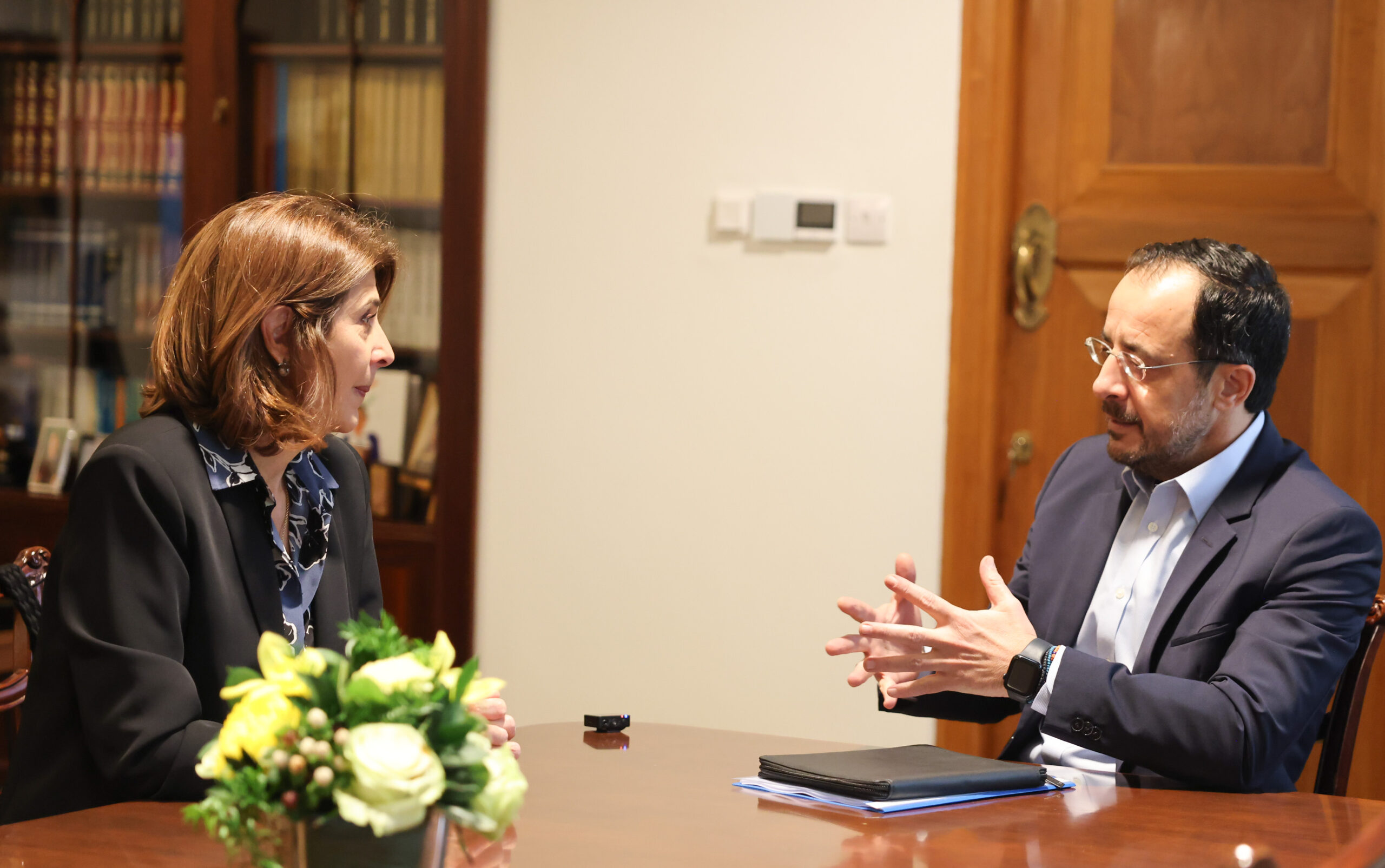 Έτοιμος να συζητήσει τα επόμενα βήματα ο ΠτΔ, ερωτηματικό οι θέσεις Έρχιουρμαν – Κρίσιμο ραντεβού την Πέμπτη