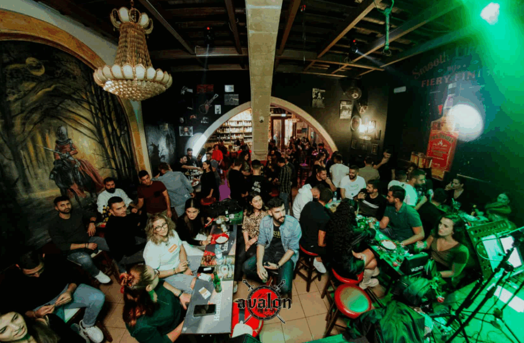 Παρασκευή και Σάββατο στο Avalon Live με ξεχωριστά και αξέχαστα lives!