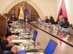 Πρόεδρος της Δημοκρατίας ‒ Υπουργ