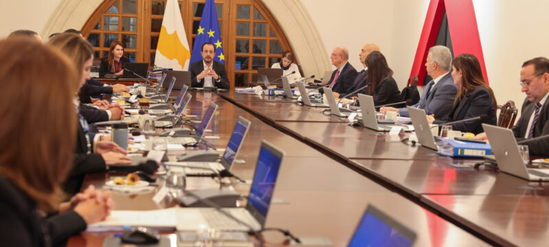 Πρόεδρος της Δημοκρατίας ‒ Υπουργ