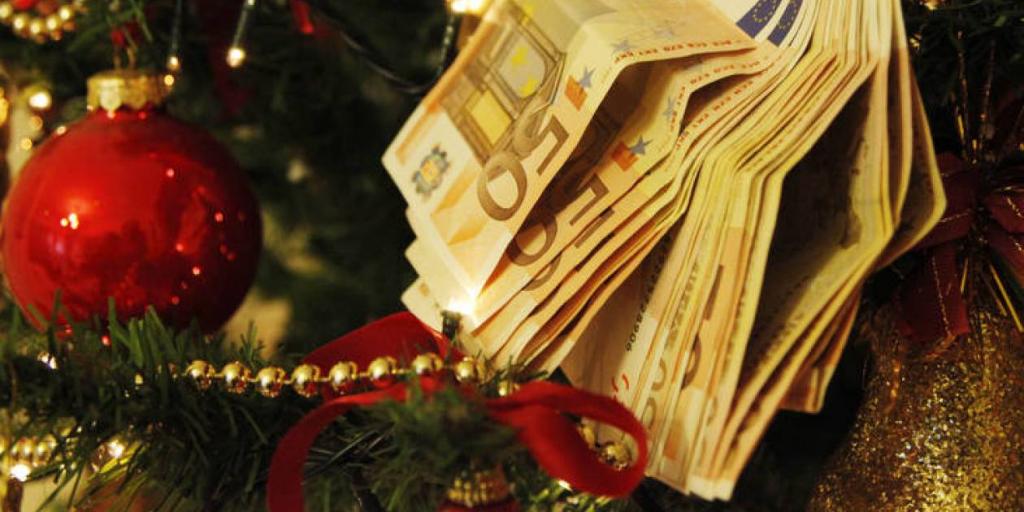 Πότε θα καταβληθούν μισθός, 13ος και συντάξεις στους κυβερνητικούς υπαλλήλους