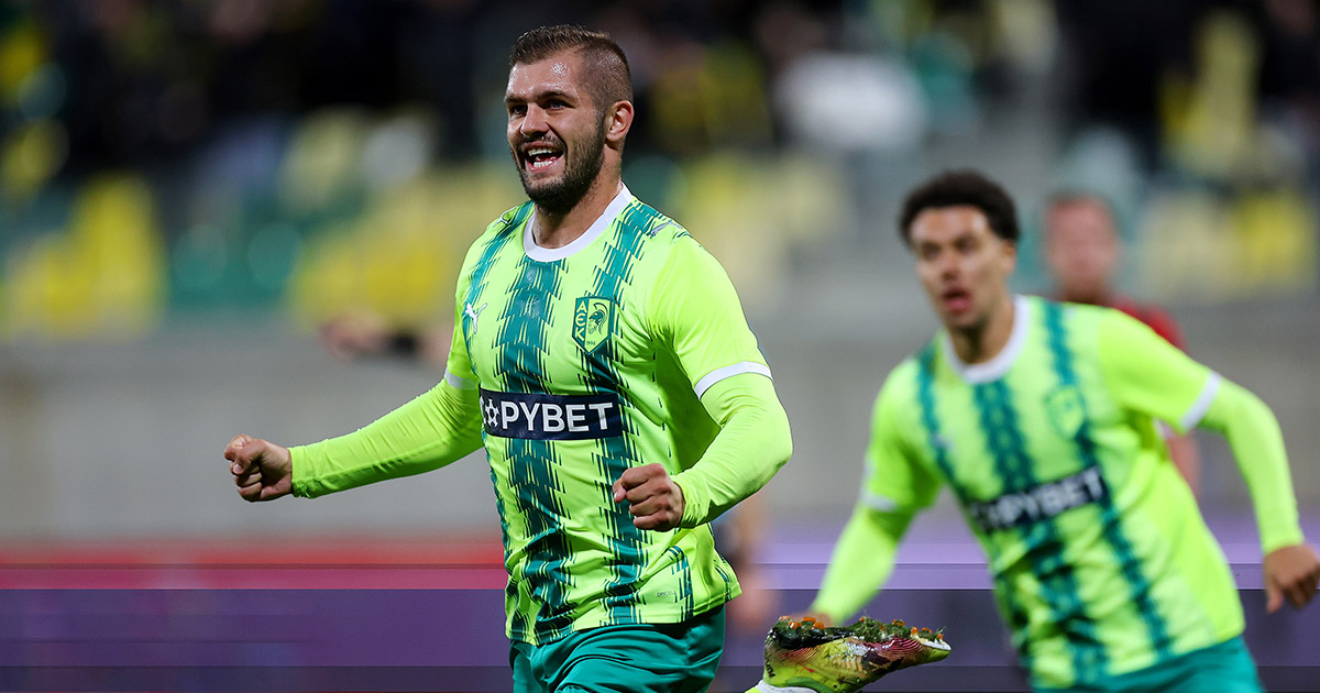 Η μάγισσα ΑΕΚ μάγεψε την Ευρώπη και προκρίθηκε στους «16» (βίντεο Larnakaonline)