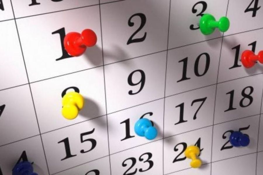 Αυτές είναι οι αργίες του 2026: Ποιες «χάνονται» και ποια είναι τα ιδανικά τριήμερα αλλά και… τετραήμερο