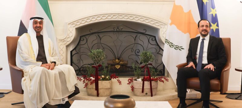 Πρόεδρος της Δημοκρατίας – Πρόεδρος Ηνωμένων Αραβικών Εμιράτων